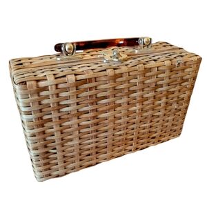 Vintage Rectangle Basket Purse With Lucite Handle Woven